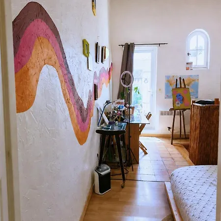 Maison D'artiste Avec Terrasse Ensoleillee Et Charme Du Sud - Linge De Lit Et Serviettes Non-inclus * Le Pouget